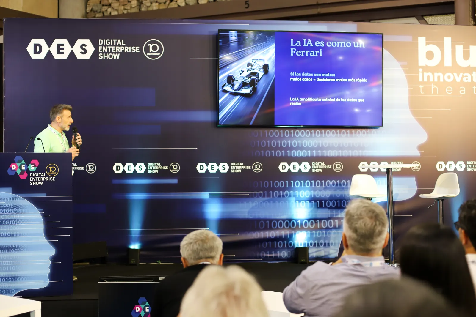 A session on AI and data quality at the Blue Innovation Theatre, DES 2026